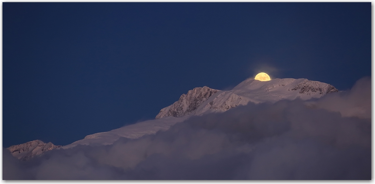 une pleine lune pour une nouvelle année