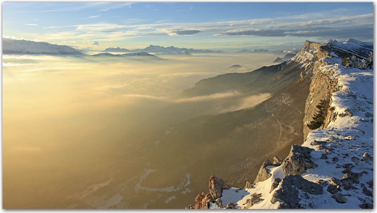 au-dessus des nuages...