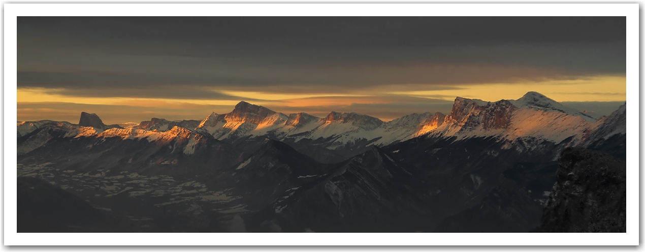 nuage sur la Dent de Crolles